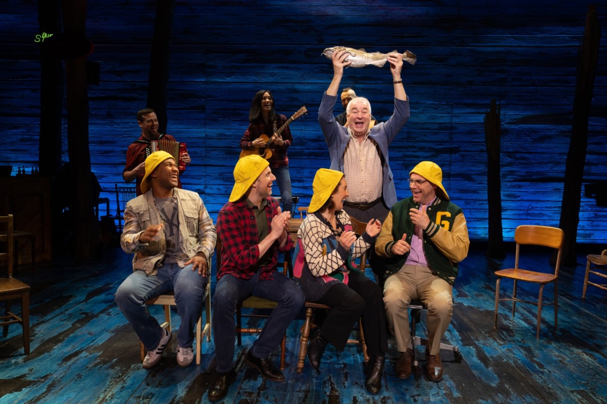 Come From Away - Photo courtesy Norwich Theatre