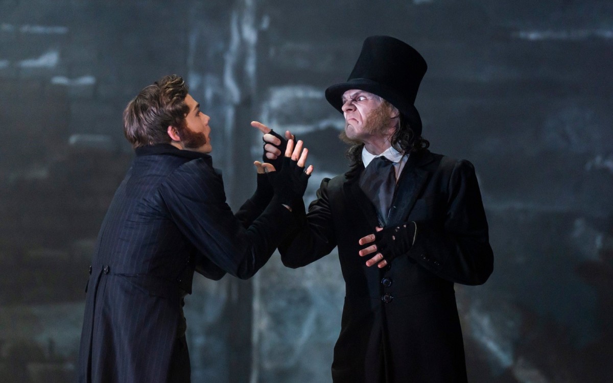 A Christmas Carol - Photo courtesy Norwich Theatre / Northern Ballet